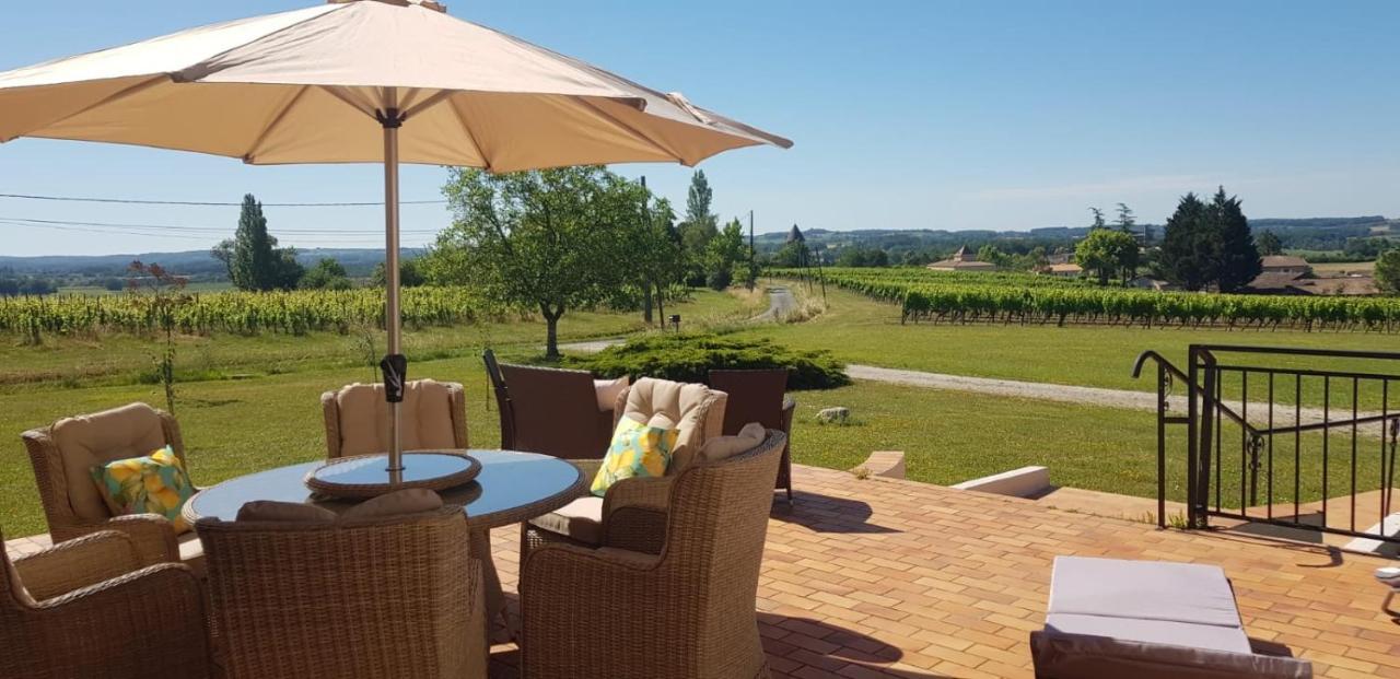Les Grands Bois Bed and Breakfast Pomport Exteriör bild